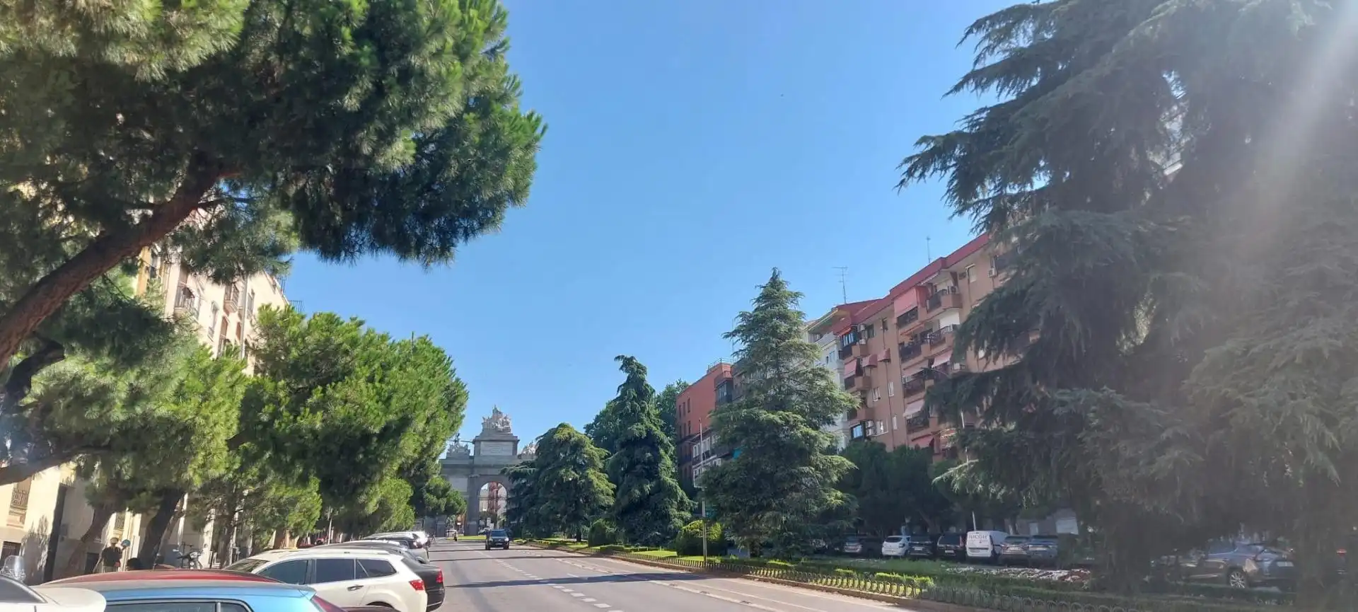 Vista exterior de Pis de lloguer en Madrid amb Calefacció i Moblat