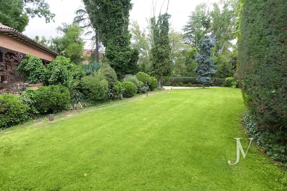 Garden of Houses for rent in Madrid  with Air Conditioner, Heating and Private garden