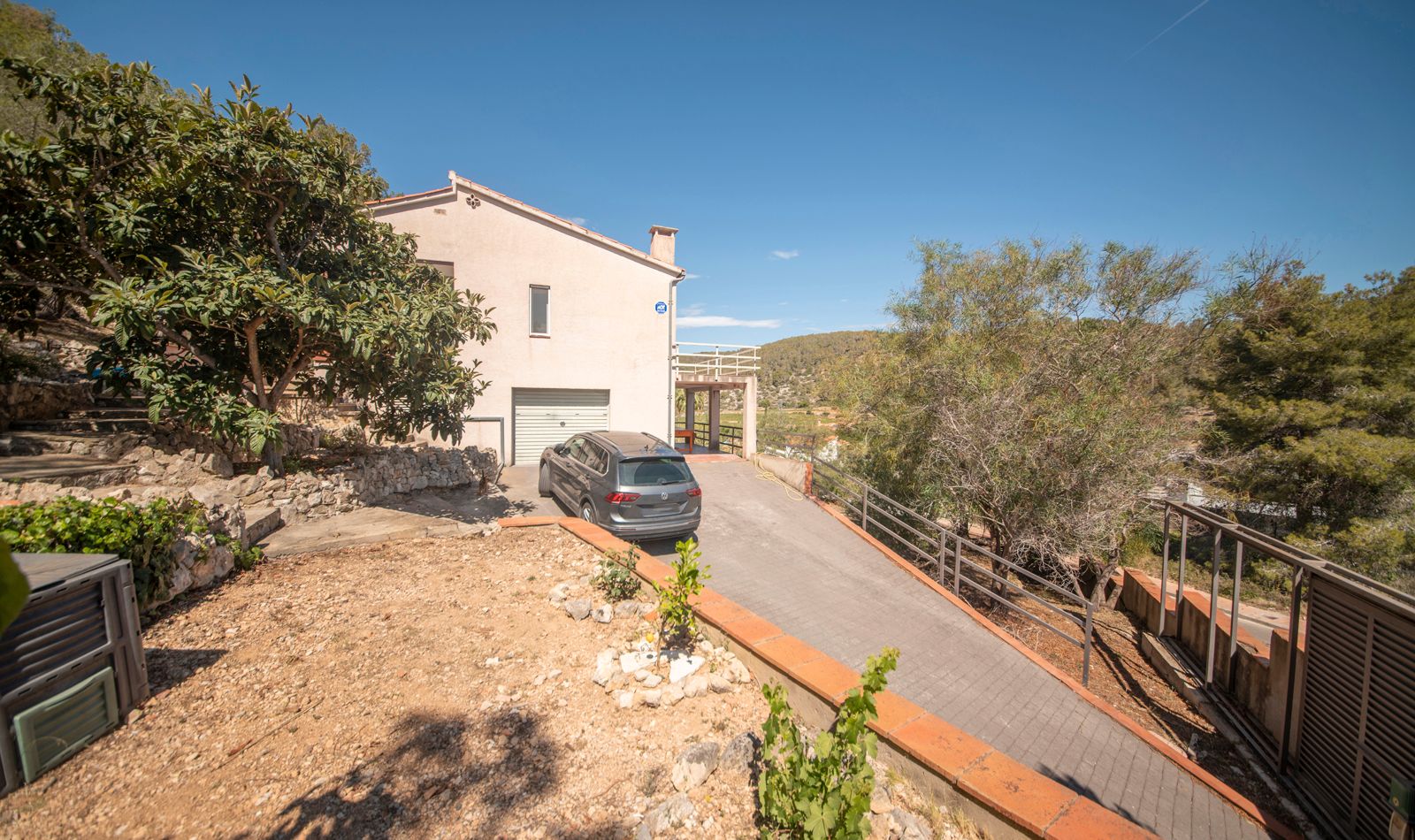 Vista exterior de Casa o xalet en venda en Sant Pere de Ribes amb Aire condicionat, Calefacció i Jardí privat