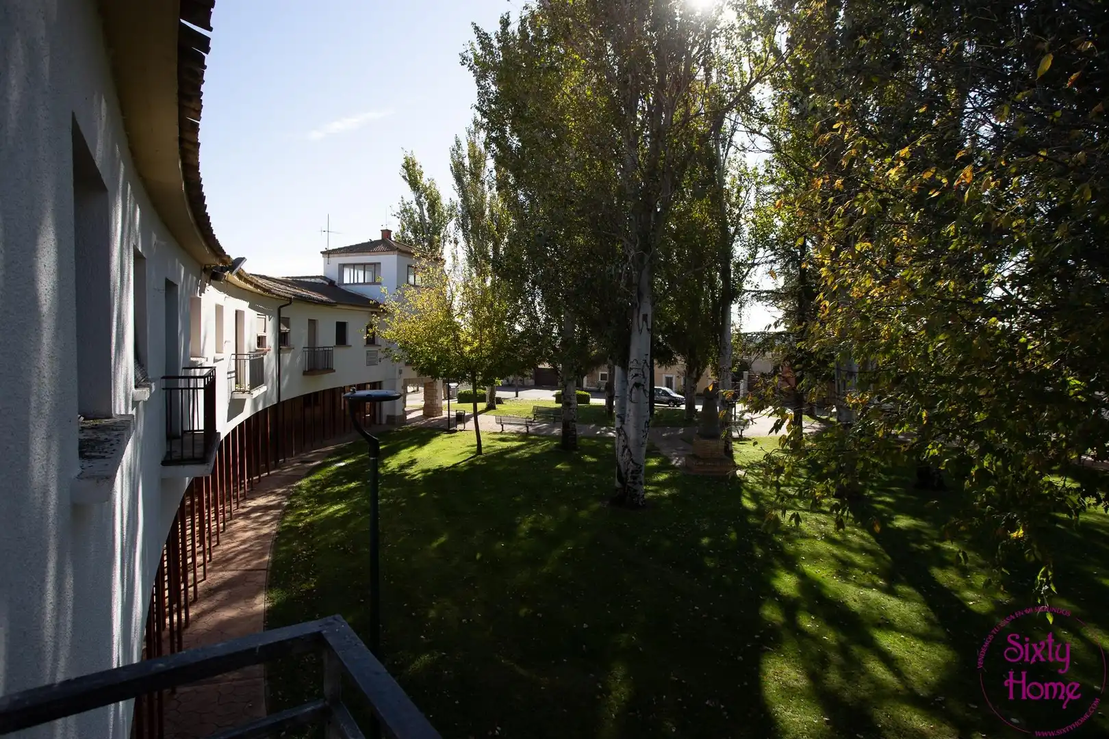 Jardí de Casa adosada en venda en Ejea de los Caballeros amb Aire condicionat, Jardí privat i Terrassa