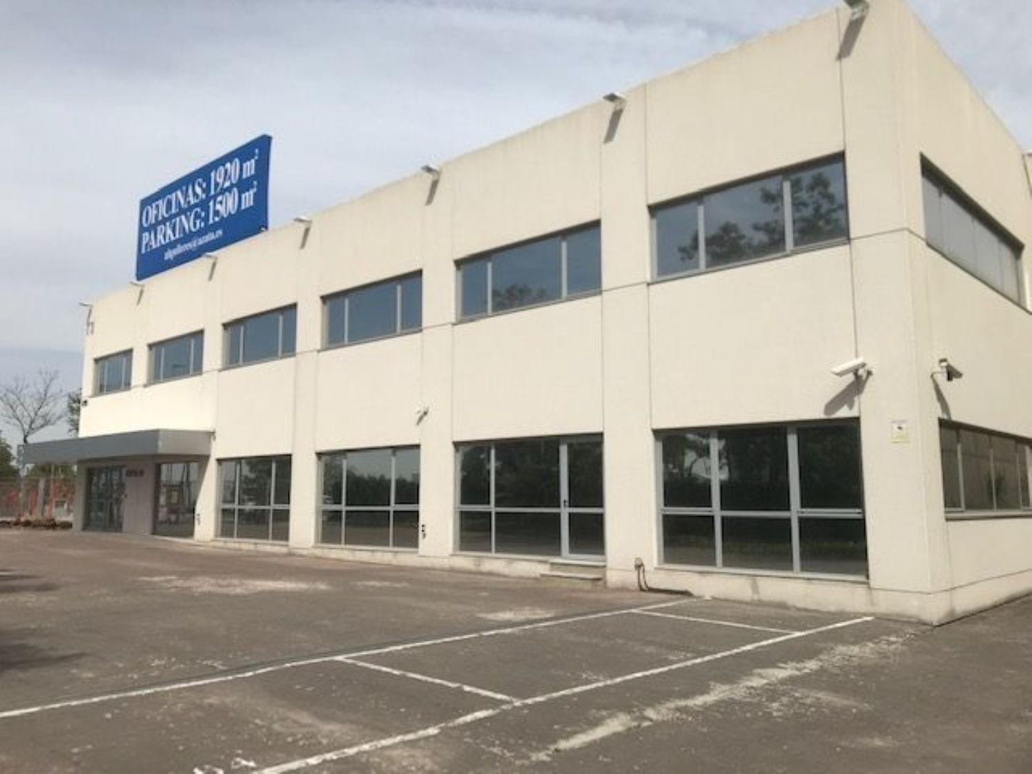 Vista exterior de Oficina de alquiler en Las Rozas de Madrid