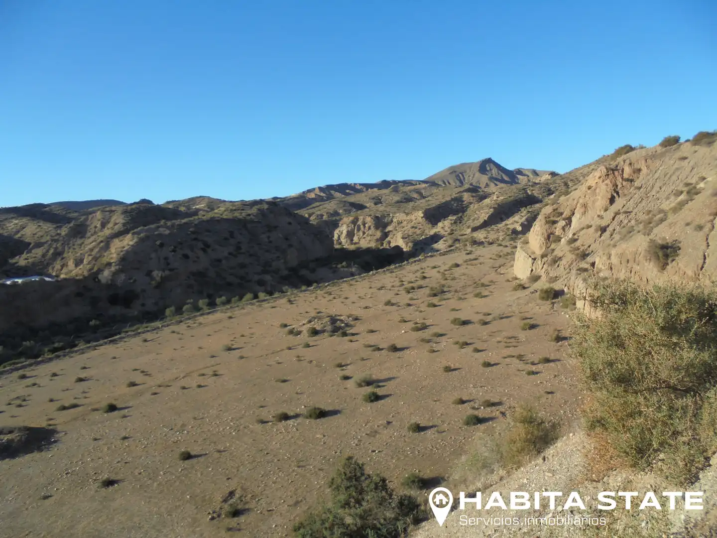 Vista exterior de Terreno en venta en Santa Fe de Mondújar