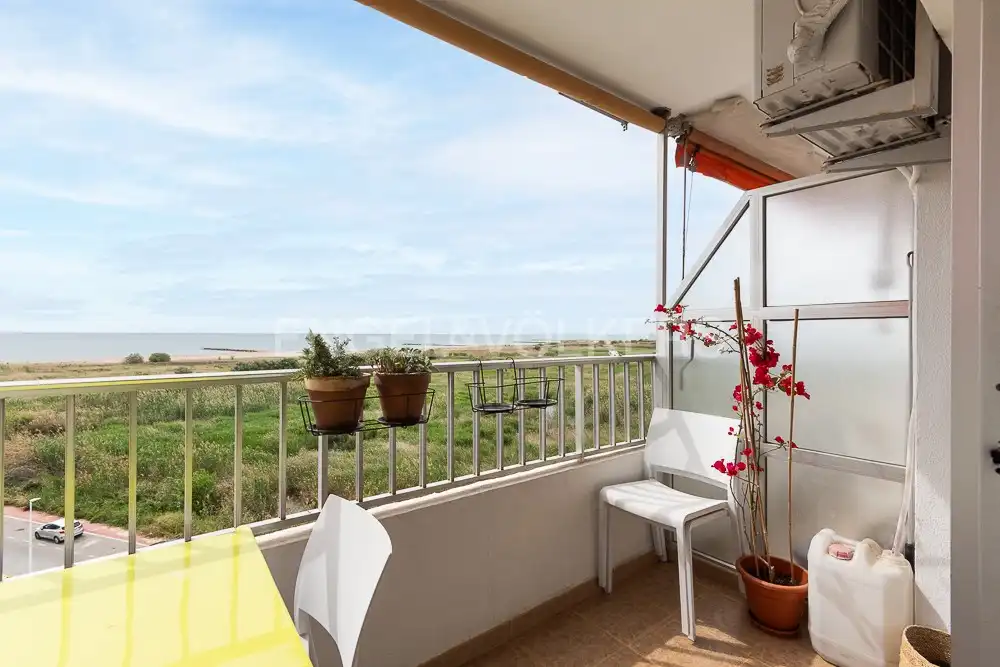 Terrasse von Wohnung zur Miete in La Pobla de Farnals mit Klimaanlage, Heizung und Privatgarten