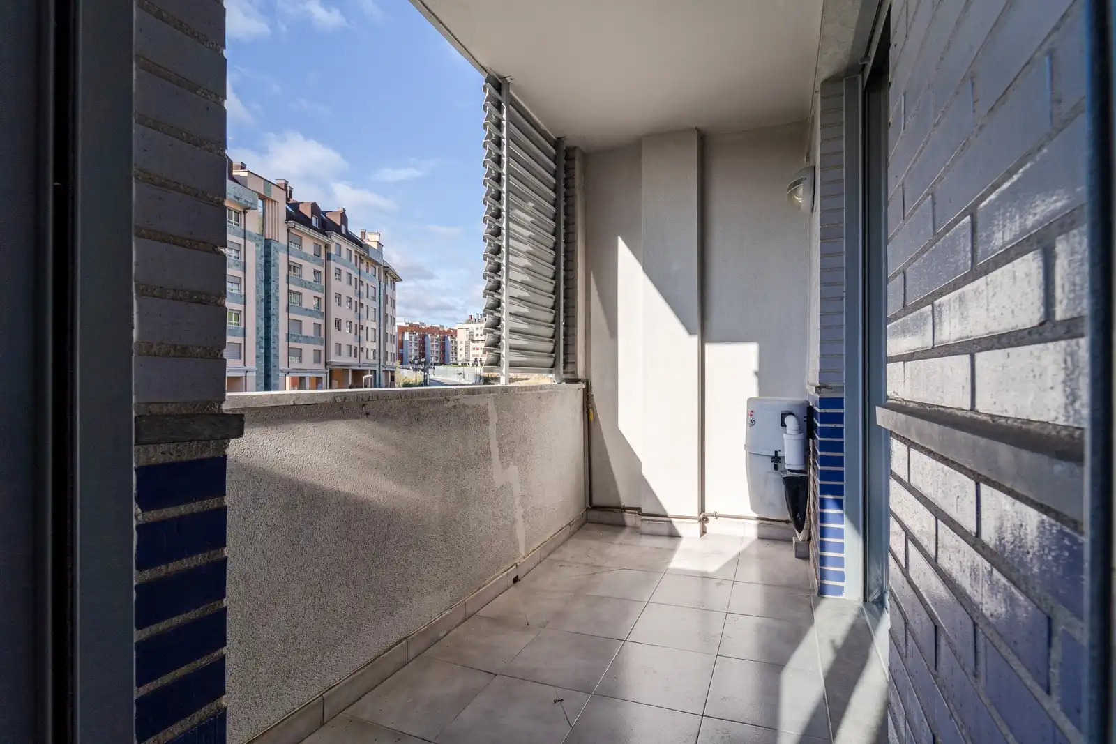 Terrassa de Pis en venda en Oviedo  amb Aire condicionat, Terrassa i Traster