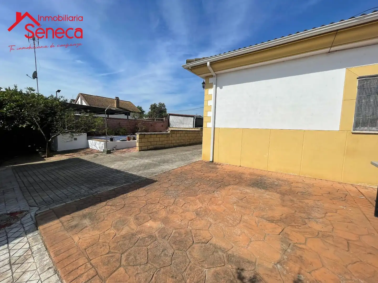 Exterior view of Houses for sale in Córdoba  with Air Conditioner, Heating and Terrace