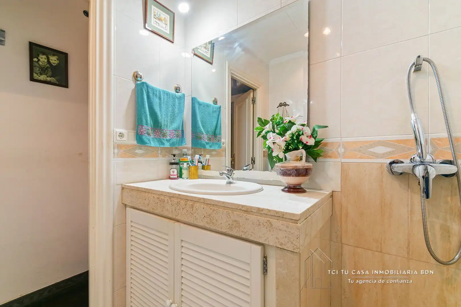 Badezimmer von Wohnung zum Verkauf in Badalona mit Möbliert