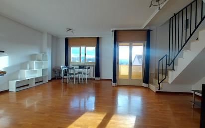 Living room of Flat for sale in Villamediana de Iregua  with Heating, Parquet flooring and Storage room