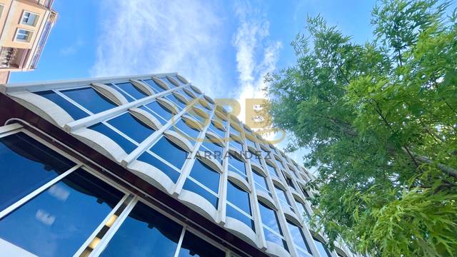 Oficina en Alquiler en N/A en Barri de les Corts