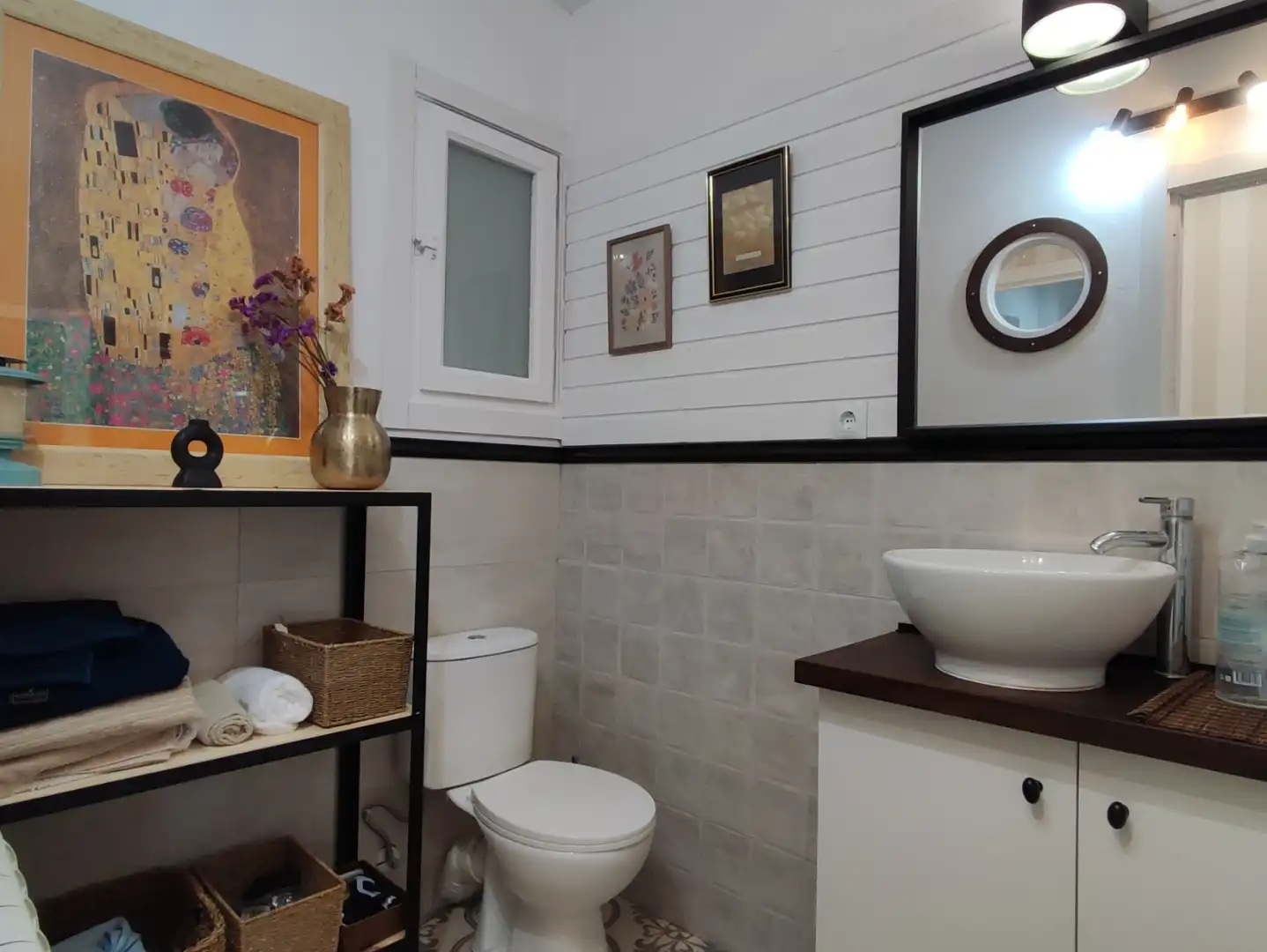 Bathroom of Flat for sale in El Vendrell  with Air Conditioner and Terrace