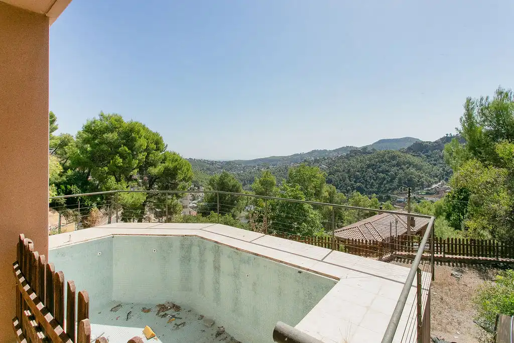 Terraza de Casa o chalet en venta en Corbera de Llobregat con Piscina comunitaria