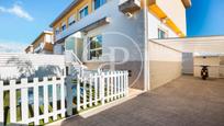 Exterior view of Single-family semi-detached for sale in Alquerías del Niño Perdido  with Air Conditioner, Heating and Private garden