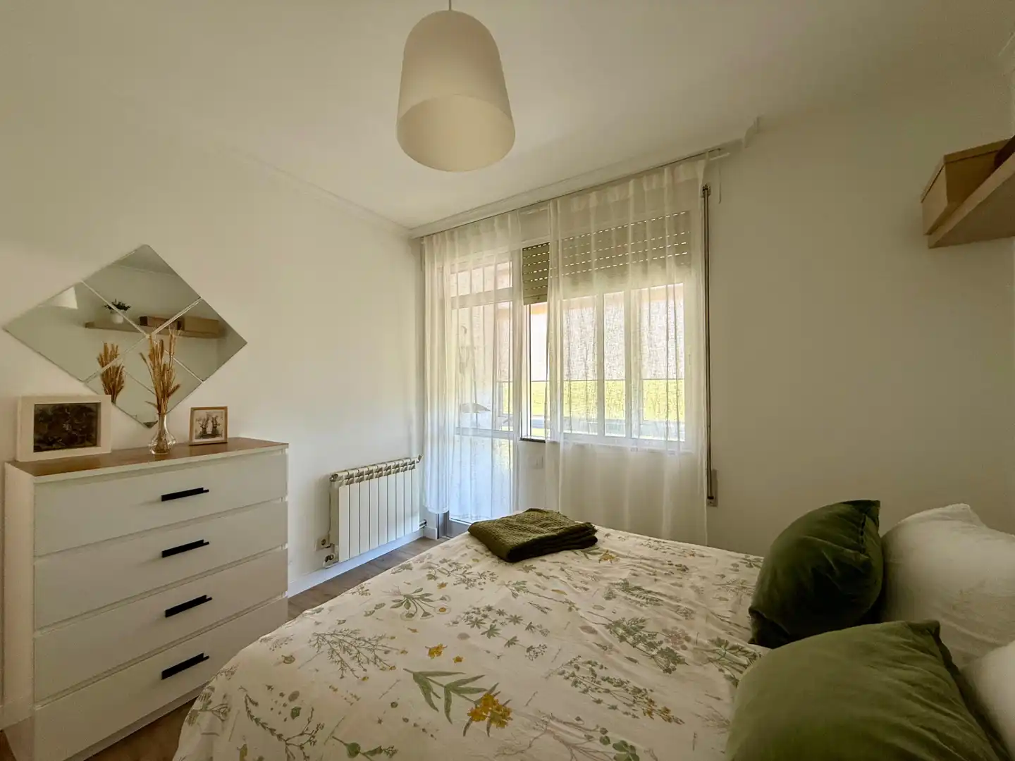 Habitación de Piso en venta en Lugo con Calefacción, Terraza y Amueblado