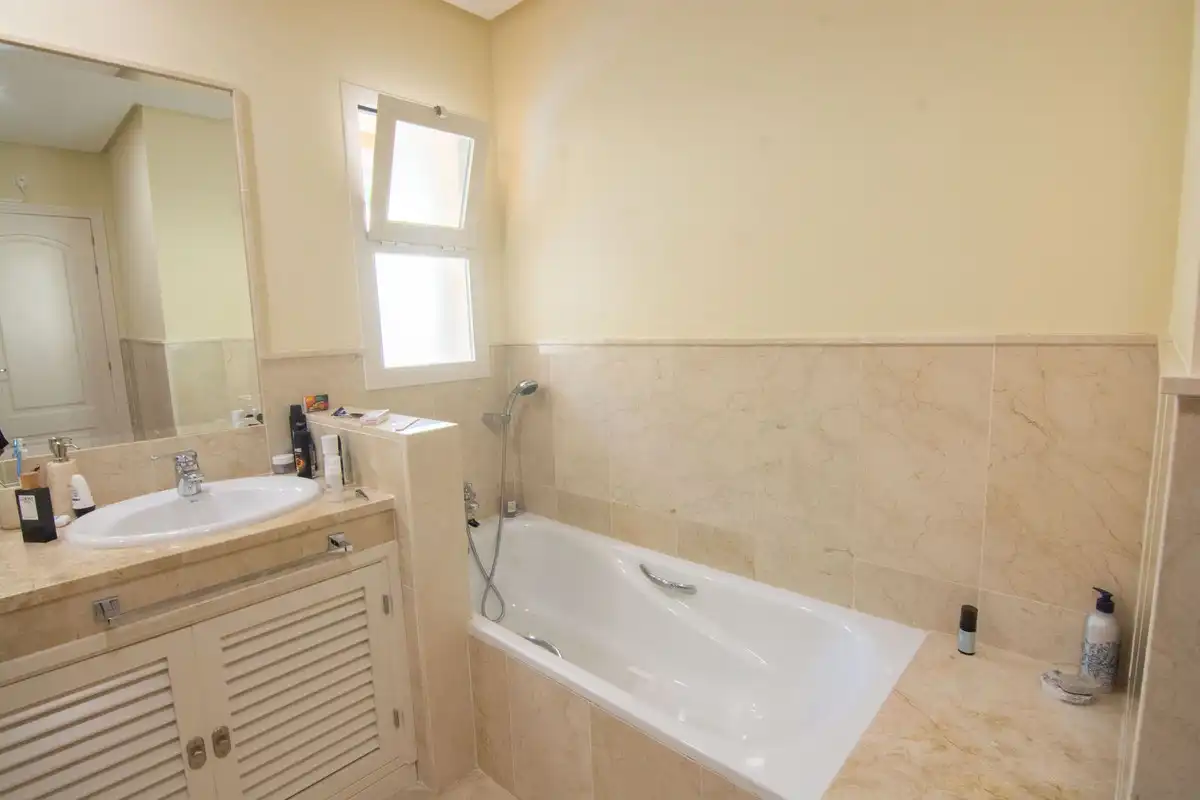 Baño de Piso en venta en Ojén con Trastero y Piscina