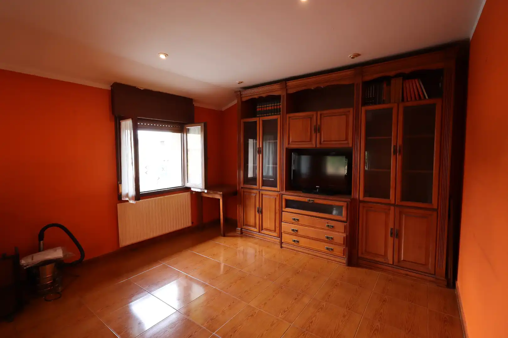 Sala de estar de Casa o chalet en venta en Oviedo  con Calefacción y Trastero