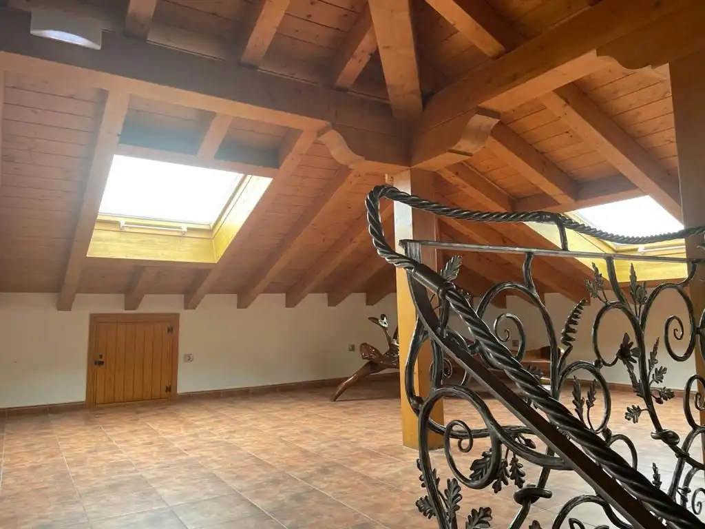 Country house zum Verkauf in Calle Mayor, Castañares de Rioja