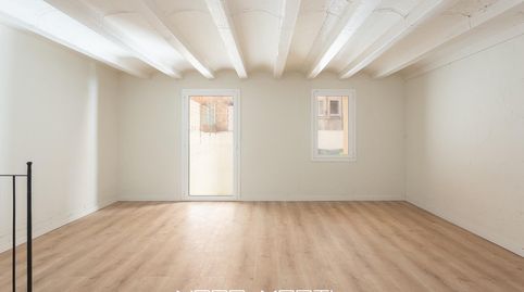 Foto 4 de Planta baja en venta en Sants-Badal, Barcelona Capital