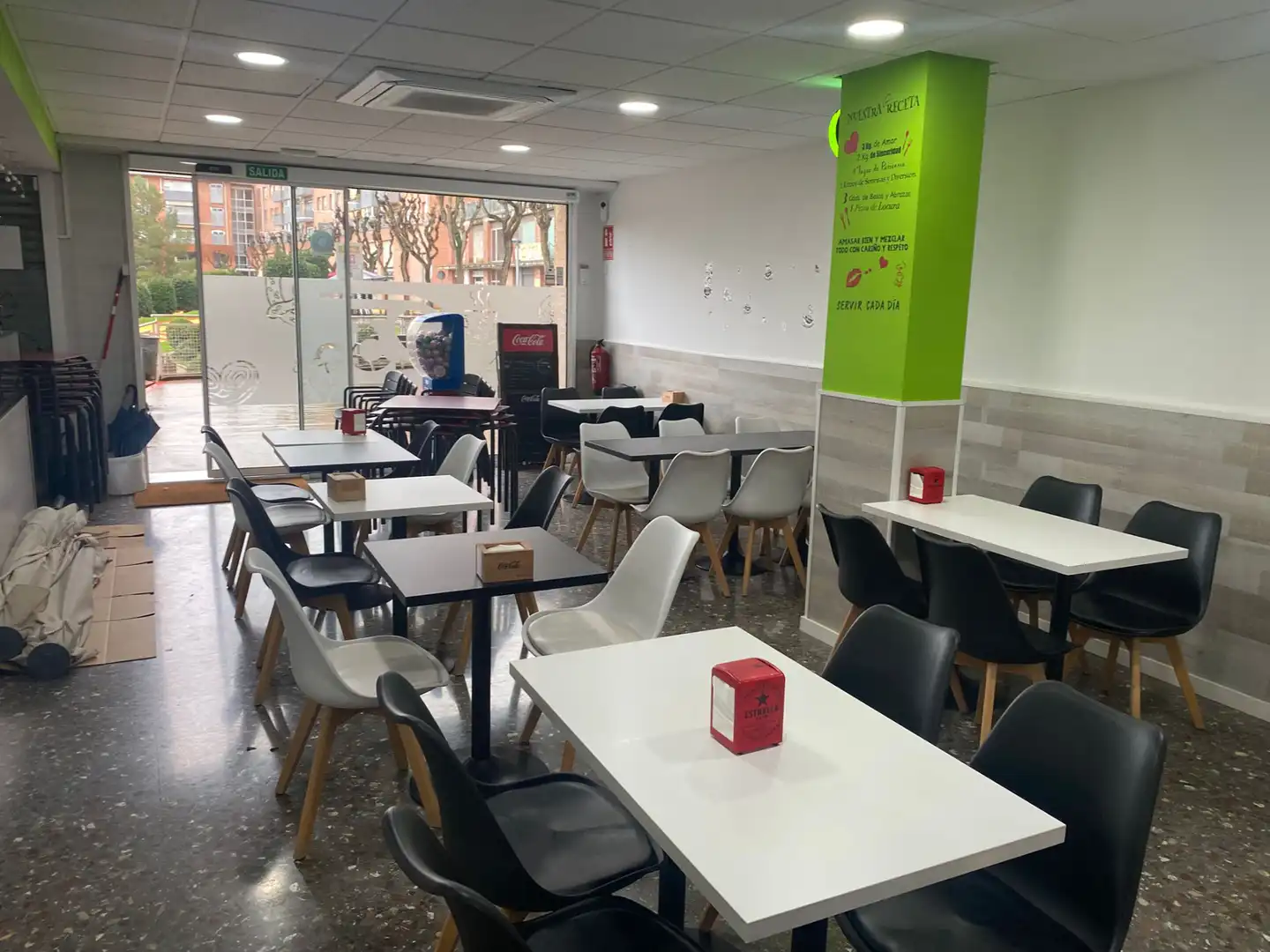 Local comercial en traspaso en Passatge dels Segadors