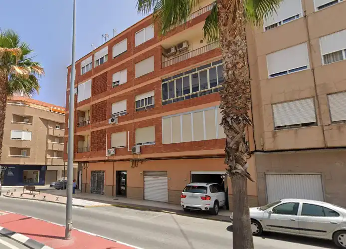 Flat with lift for sale in Calle Reyes Católicos 11, imagen 3