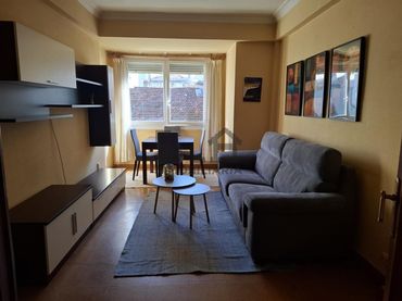 Flat with lift to rent in AVDA. HABANA