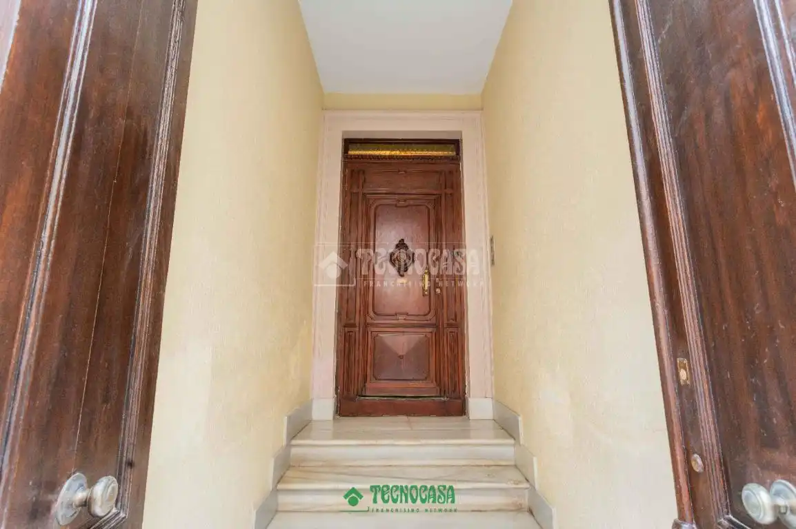 Casa adosada en venta en Almería con Calefacción y Balcón