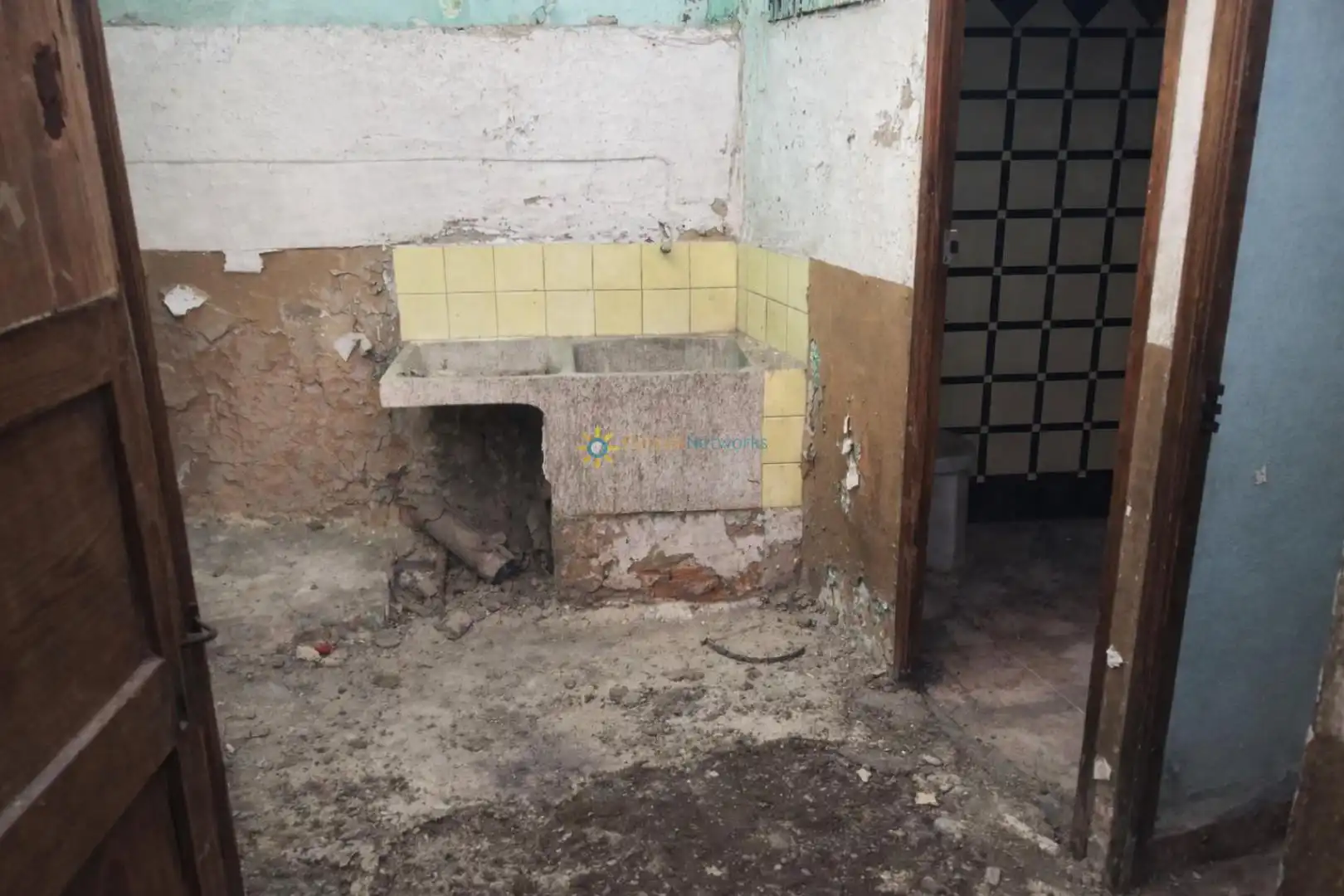 Küche von Einfamilien-Reihenhaus zum Verkauf in Benigànim mit Terrasse und Abstellraum