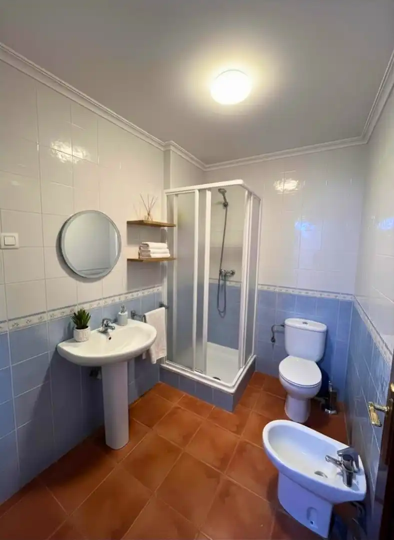Badezimmer von Wohnung zum Verkauf in Herencia