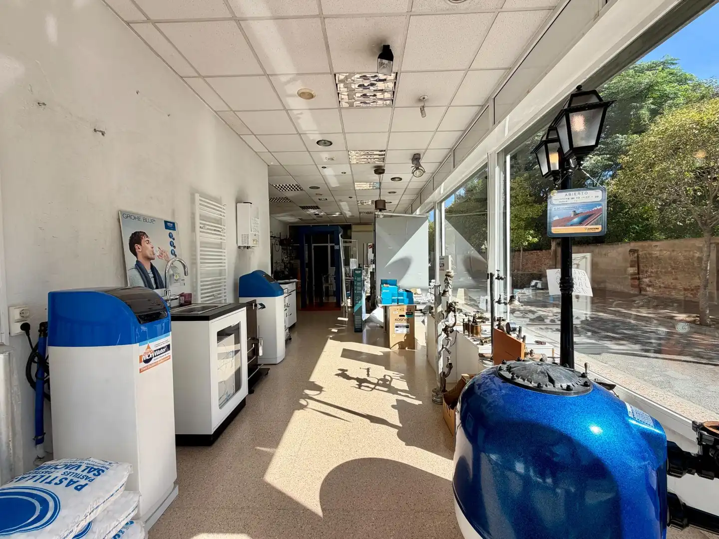 Local comercial en venda a Carrer CATALUNYA 44, imagen 3