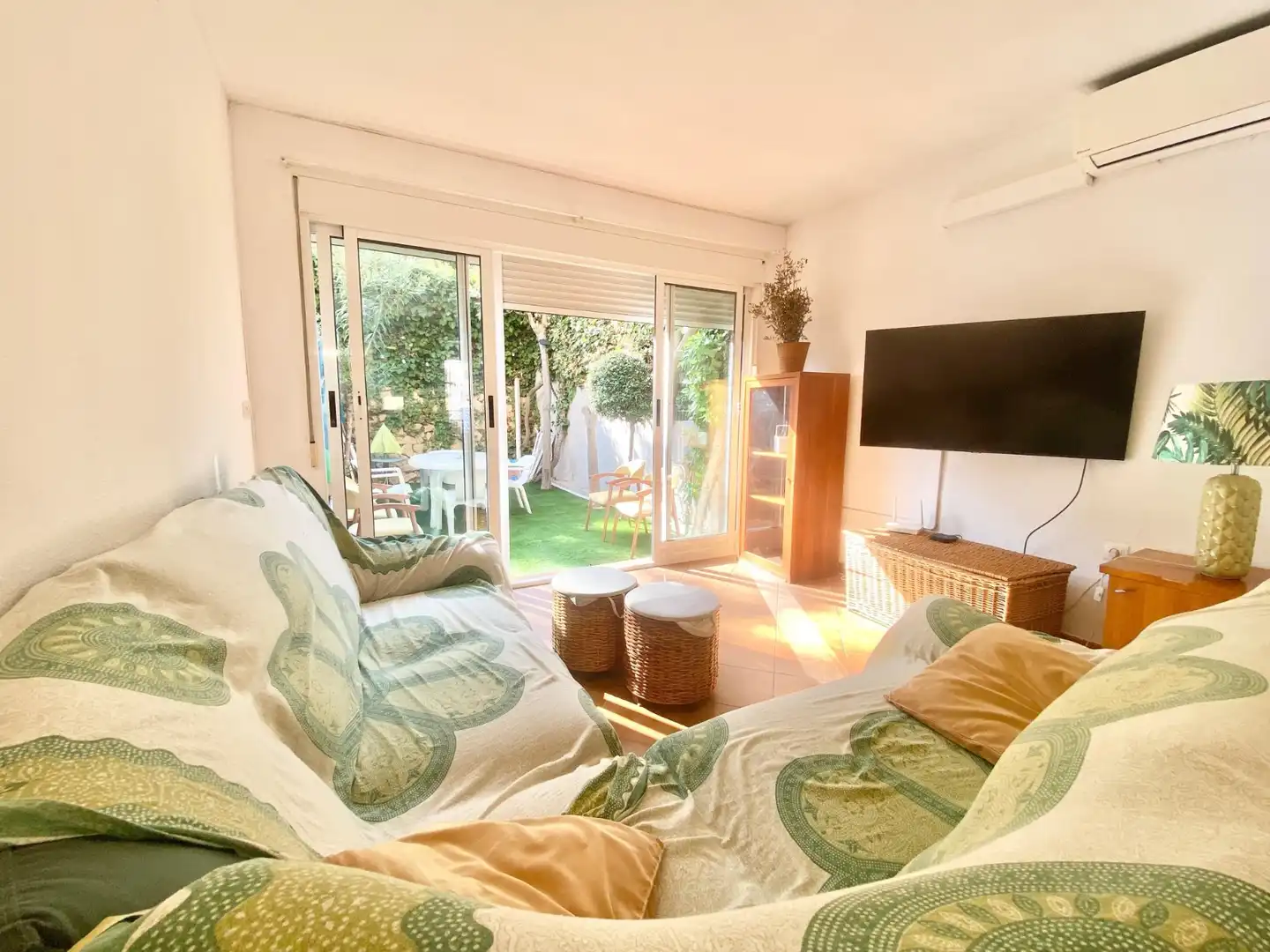 Sala de estar de Casa o chalet de alquiler en Benidorm con Aire acondicionado, Terraza y Piscina