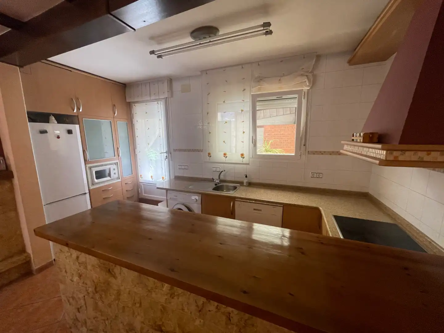Cuina de Casa adosada en venda en Bergasa amb Aire condicionat, Calefacció i Jardí privat