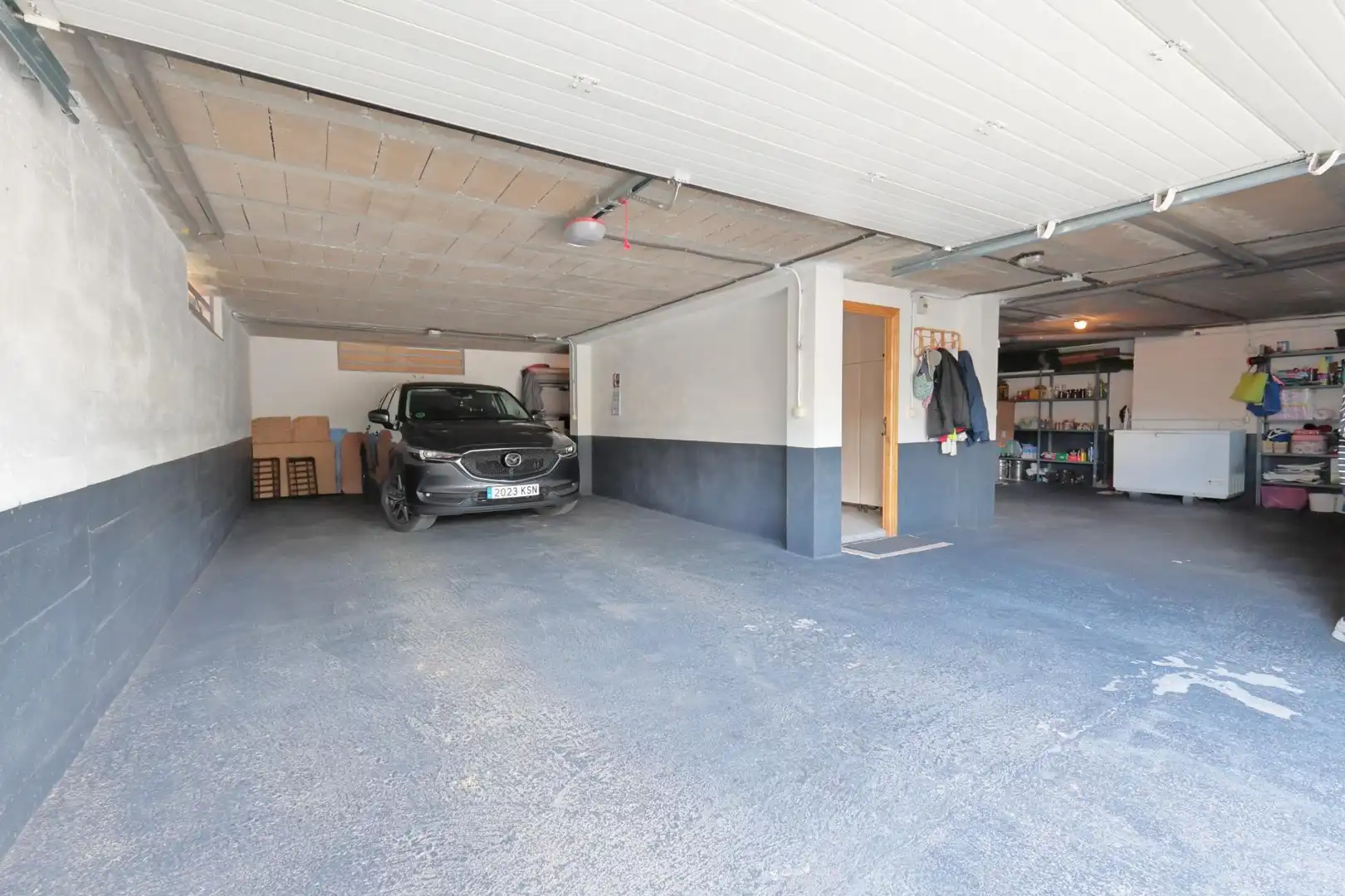 Parkplatz von Haus oder Chalet zum Verkauf in O Barco de Valdeorras   mit Heizung, Terrasse und Schwimmbad