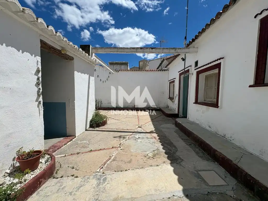 Vista exterior de Casa o chalet en venta en L'Eliana con Terraza y Trastero