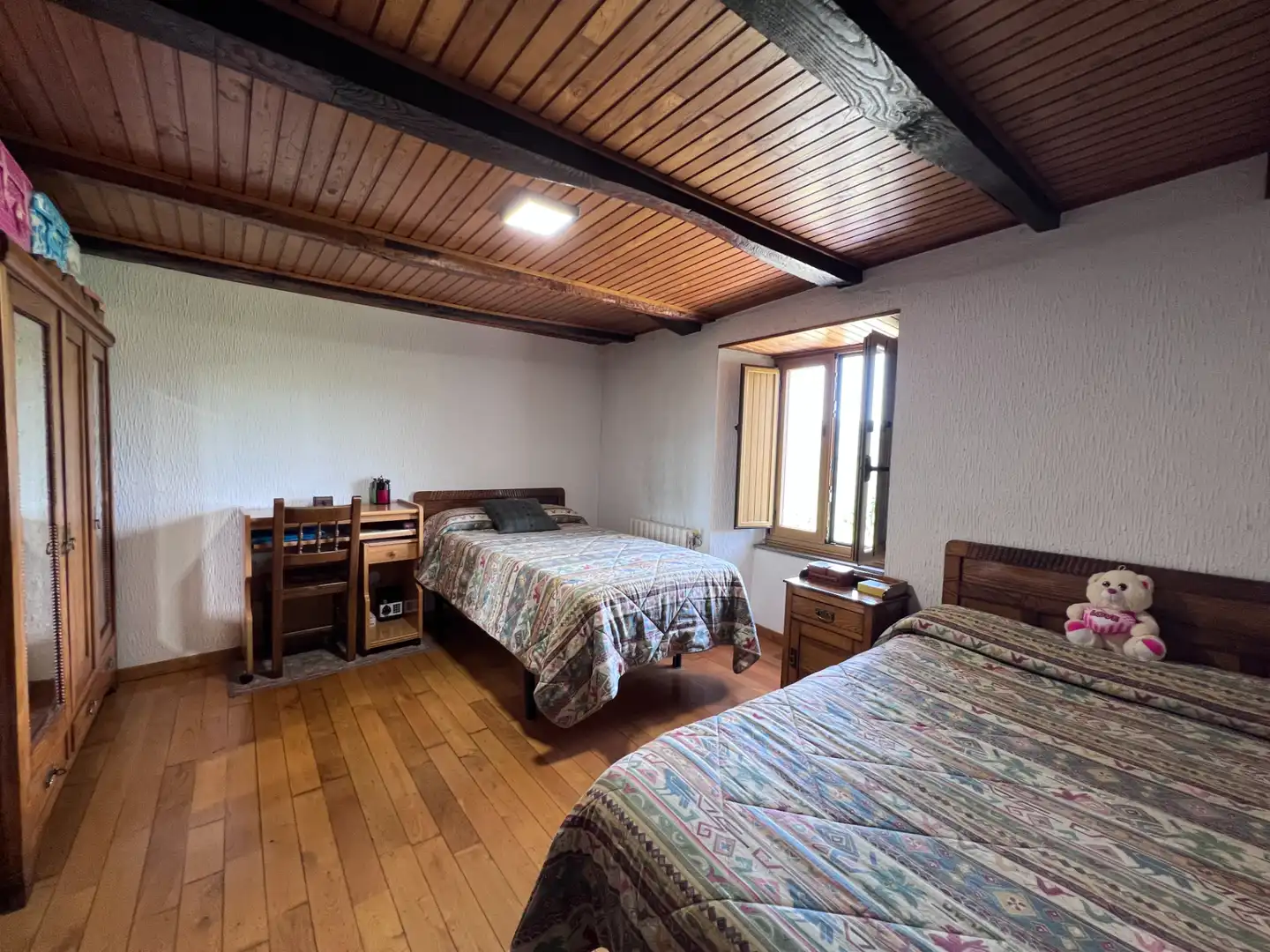 Dormitori de Finca rústica en venda en Sena amb Calefacció, Parquet i Terrassa