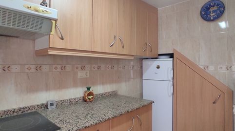 Foto 4 de Casa adosada en venta en Enguídanos, Cuenca