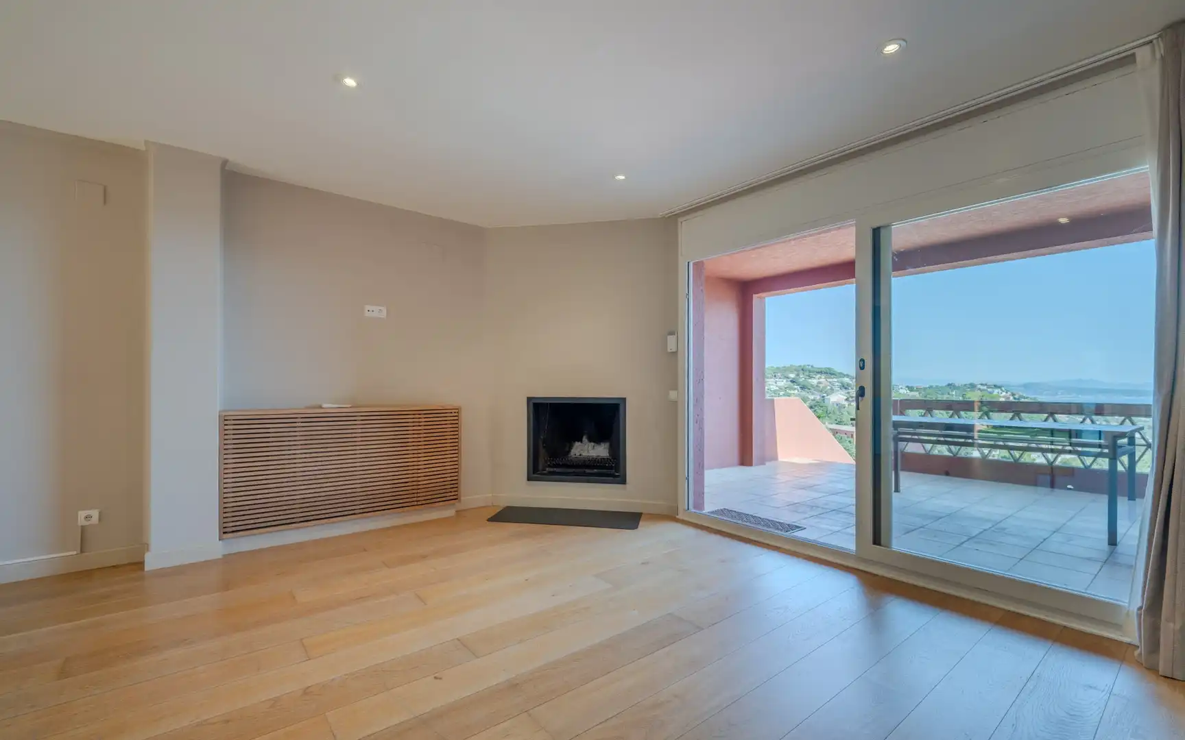 Sala de estar de Casa o chalet de alquiler en Begur con Aire acondicionado, Calefacción y Jardín privado