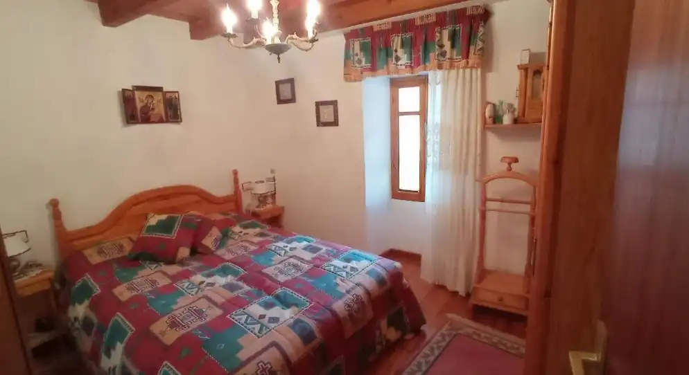 Schlafzimmer von Country house zum Verkauf in Valle de Sedano mit Terrasse und Möbliert