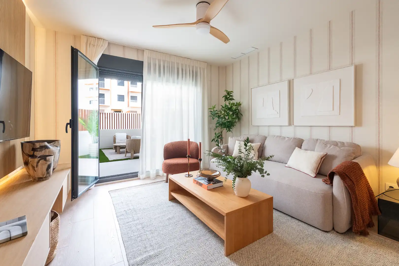 Wohnung zum Verkauf in Calle Estacion de los Prados, 47, Distrito Zeta - Recinto Ferial Cortijo de Torres