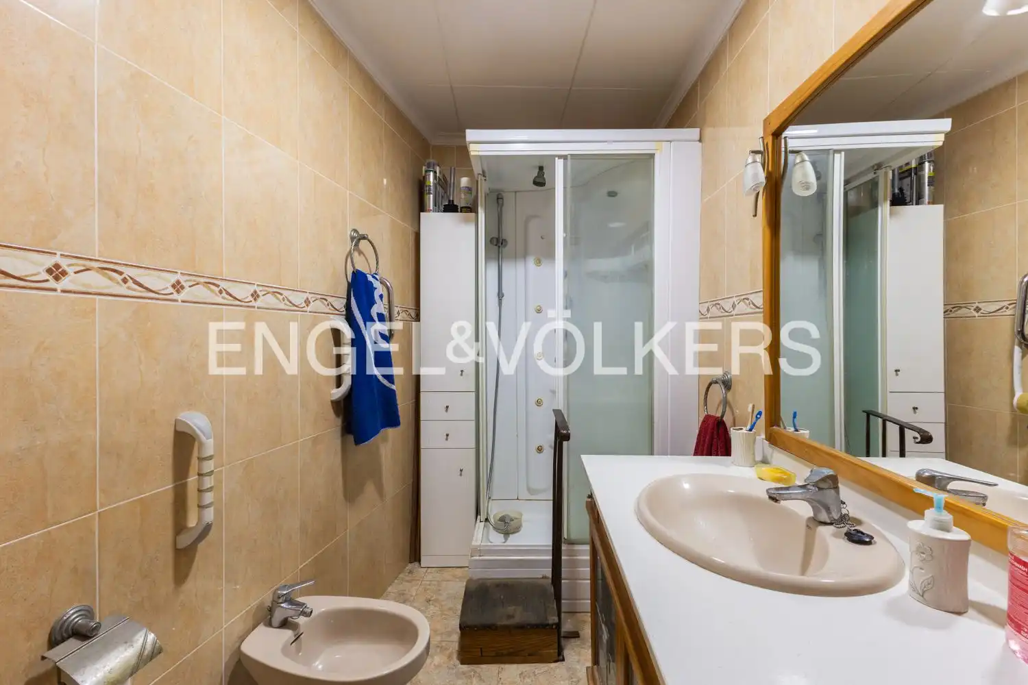 Bathroom of Houses for sale in Valencia  with Heating