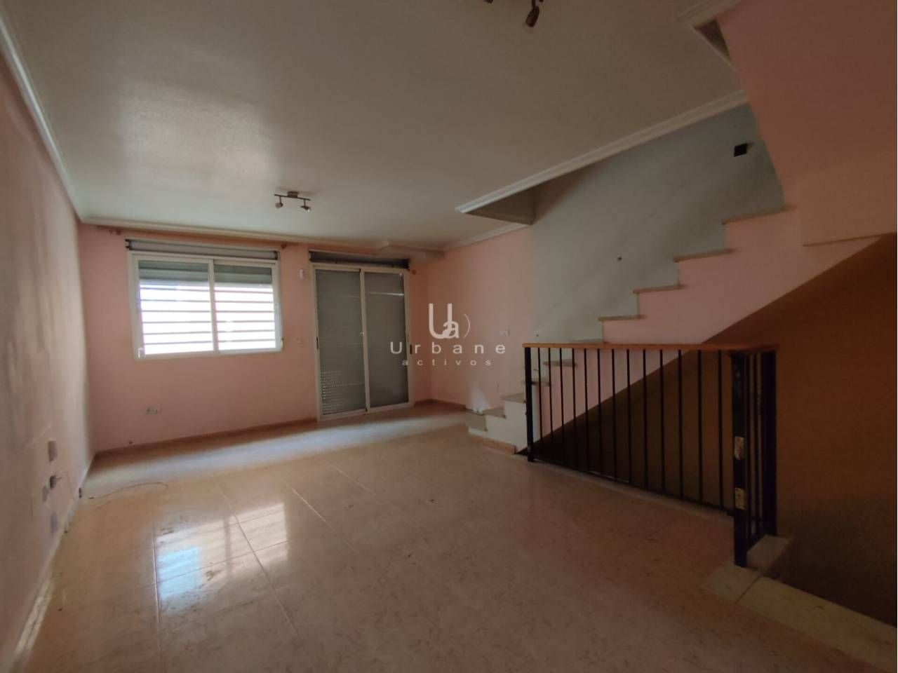 Casa adosada en venta en  Murcia Capital con Terraza