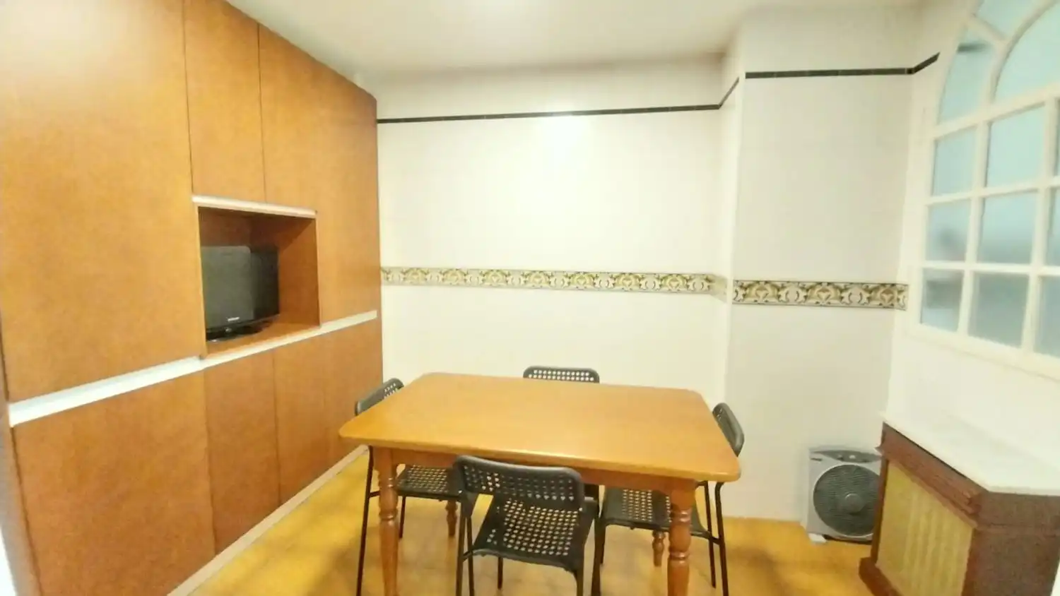 Comedor de Piso de alquiler en Jaén con Aire acondicionado, Calefacción y Parquet