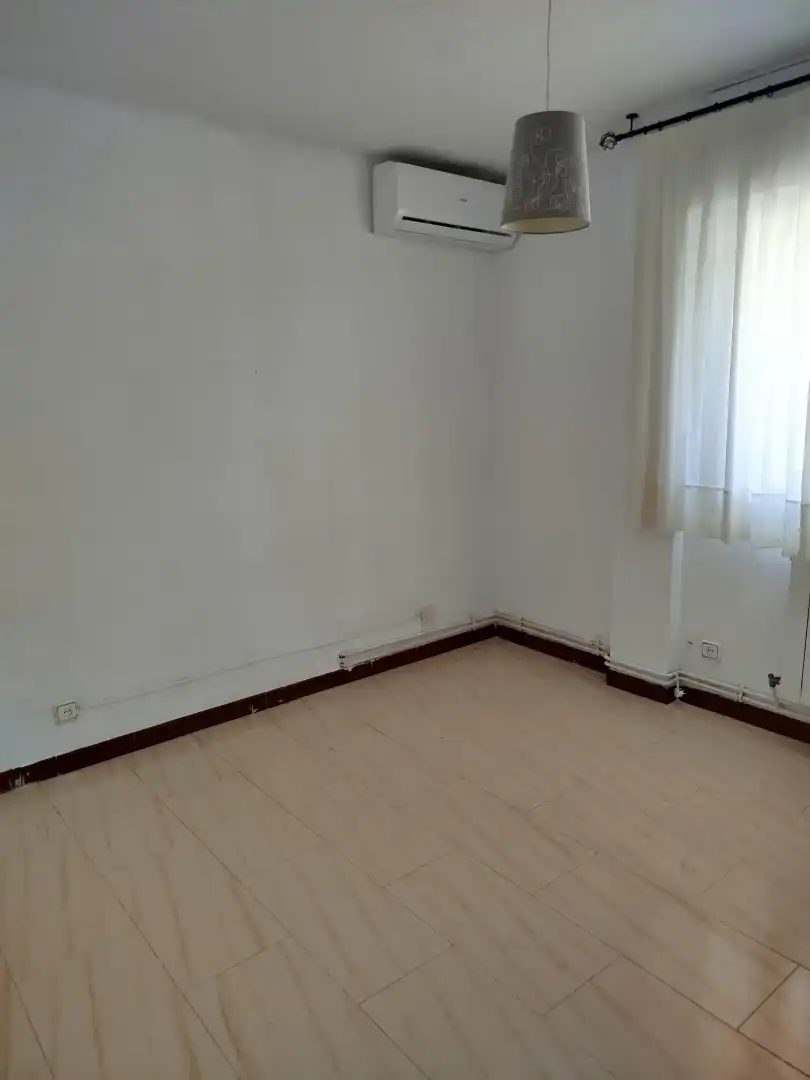 Wohnung zum Verkauf in Chapinería mit Gemeinschaftspool