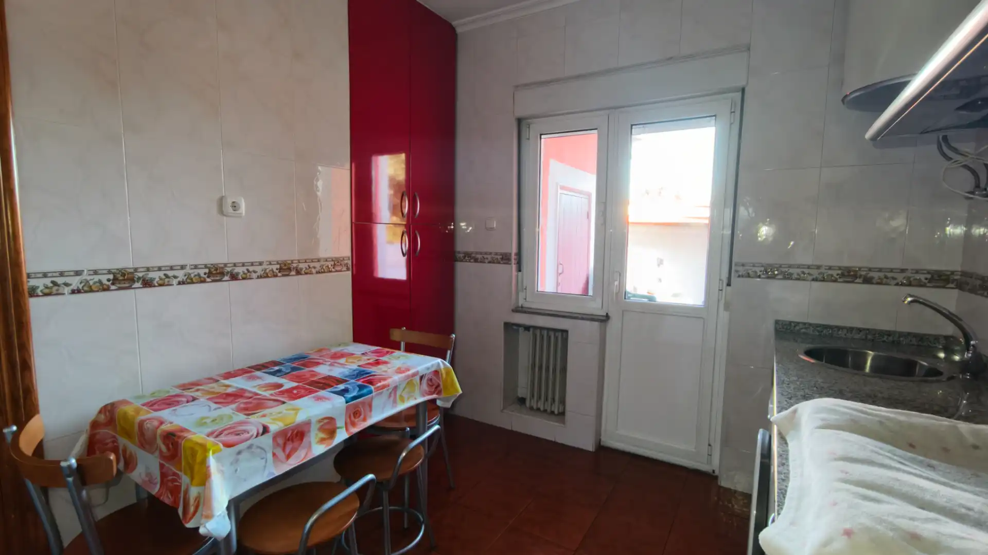 Cocina de Finca rústica en venta en Avilés con Calefacción, Jardín privado y Amueblado