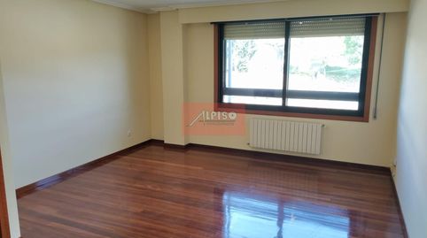 Photo 2 of Apartments for rent in Vistahermosa, Ourense Capital