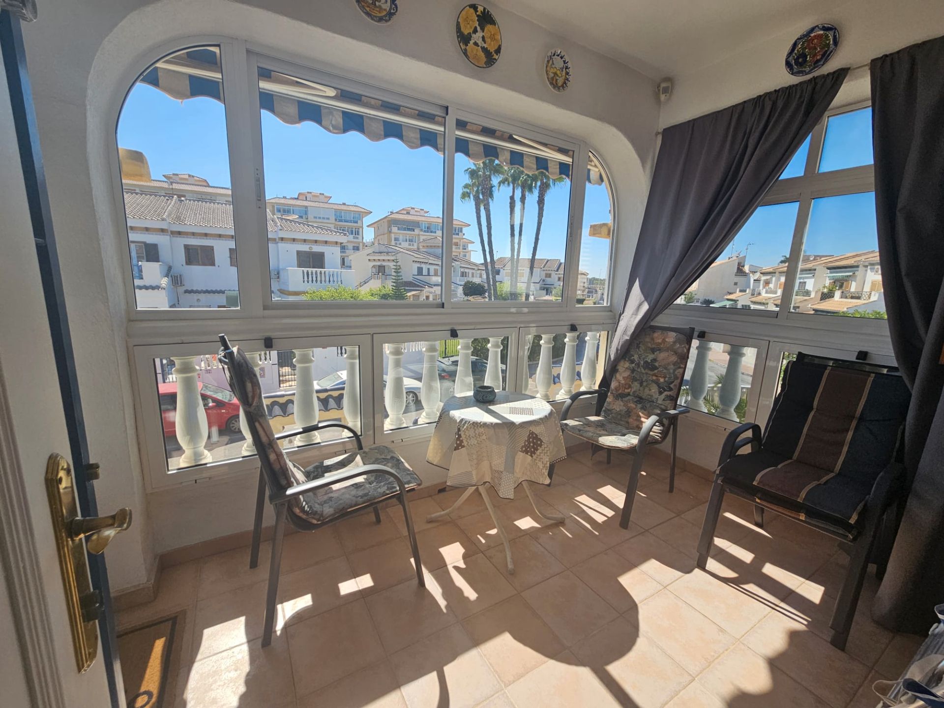 Vista exterior de Casa o chalet en venta en Torrevieja con Aire acondicionado, Terraza y Amueblado