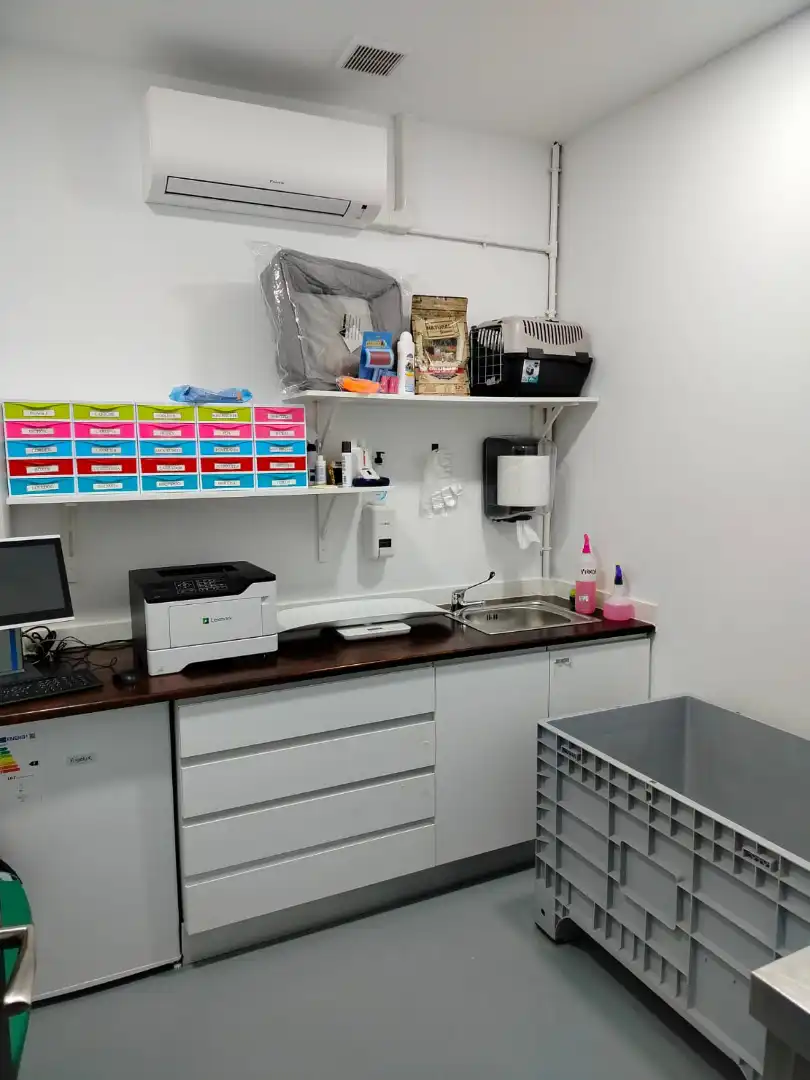 Cocina de Nave industrial en traspaso en Parla con Calefacción