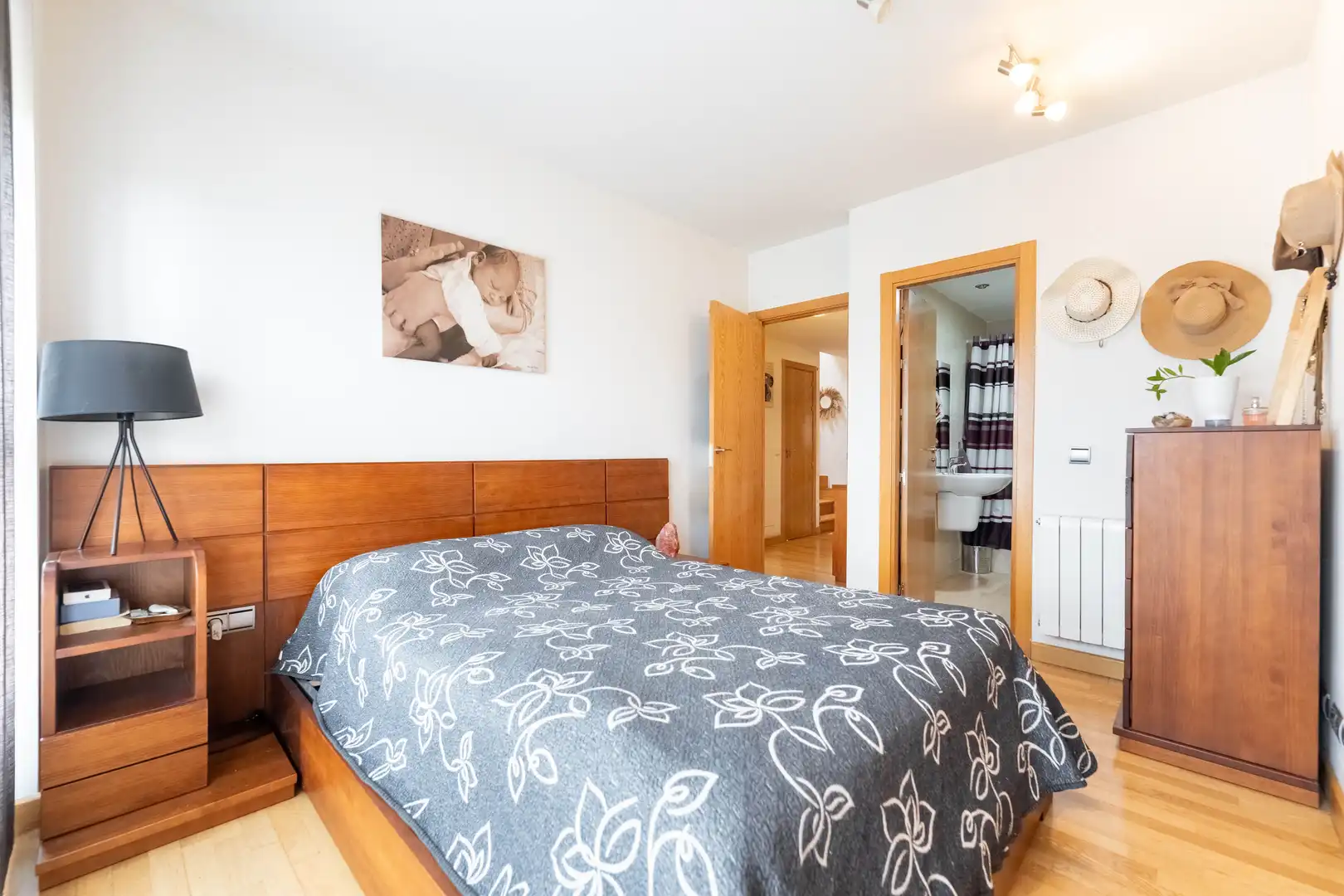 Habitación de Dúplex en venta en Torrejón de Ardoz con Calefacción, Terraza y Piscina
