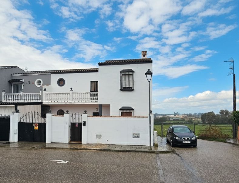 Vista exterior de Casa adosada en venta en Olivares con Terraza y Trastero