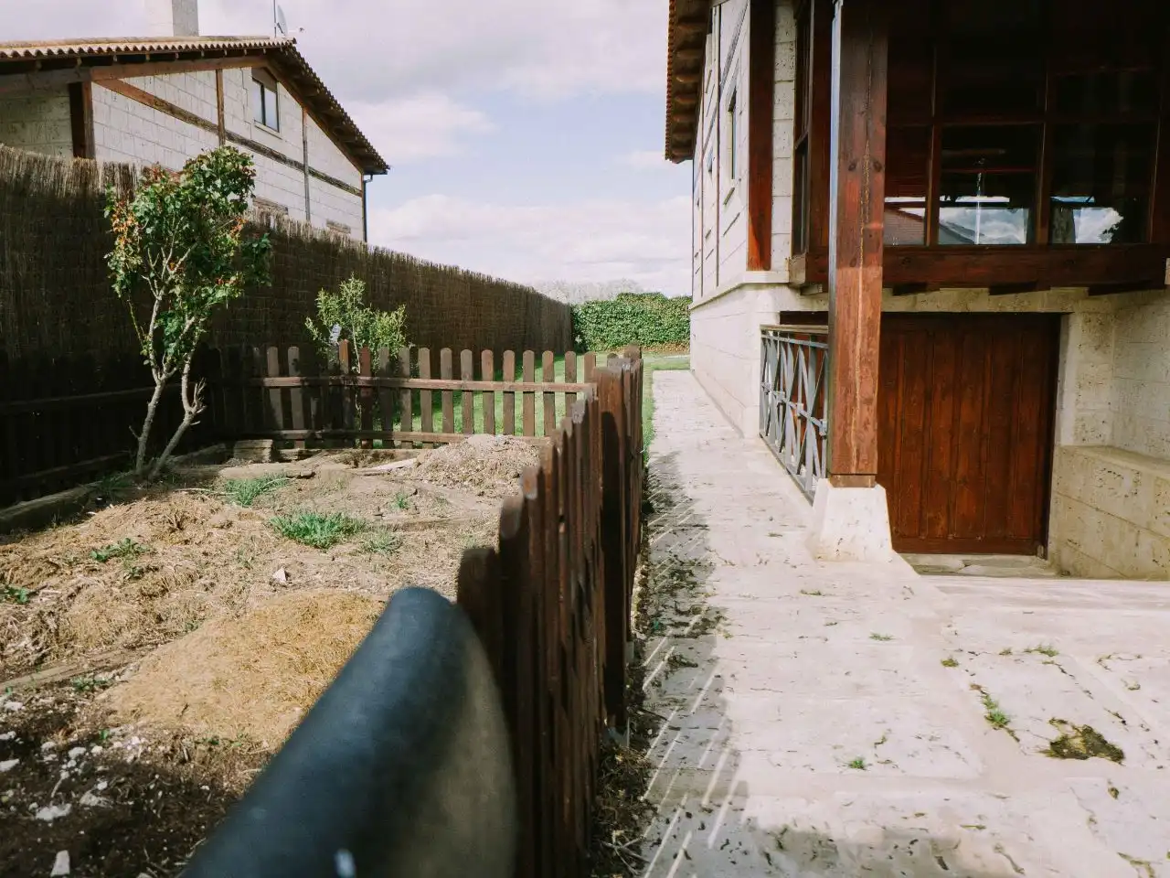 Exterior view of Houses for sale in Husillos , Palencia