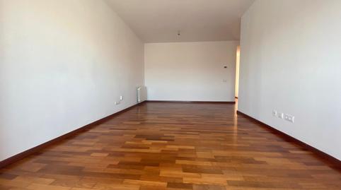 Foto 4 de Pis de lloguer a Carrer del Castell de Montgrí, Domeny, Girona Capital