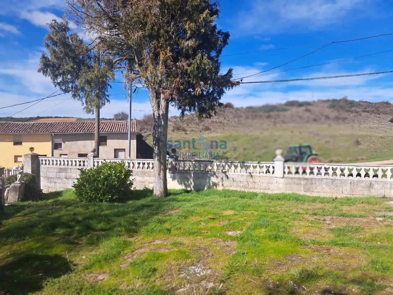 Casa o xalet en venda en Gradefes amb Calefacció, Jardí privat i Traster
