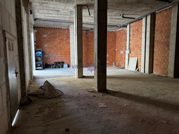 Local comercial en venta en Calle Redon